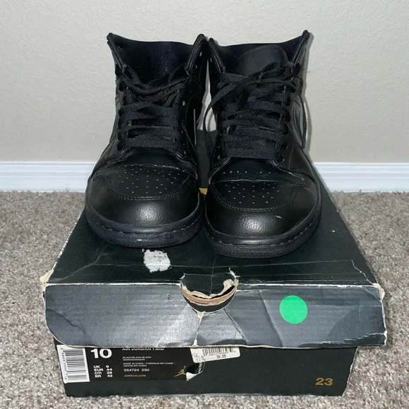 Jordan 1 Retro Black Mens Size 10 - Picture 5 of 6